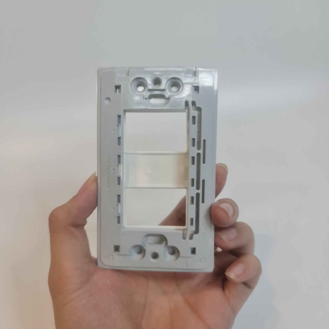 Panasonic Halumie - Mặt Dùng Cho 1 Thiết Bị - Màu Trắng | WEVH68010 - Ảnh 3